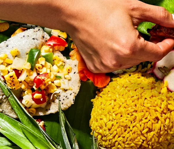 Grilled corn salad (Ensaladang mais)