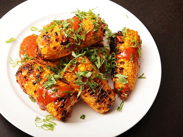 Grilled corn with spicy Korean miso sauce