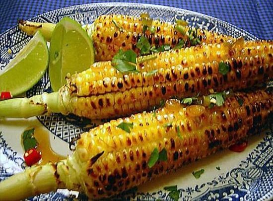 Grilled corn with sweet and salty oil (Poat dot)