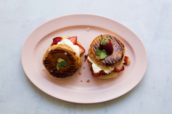 Grilled doughnut strawberry shortcakes