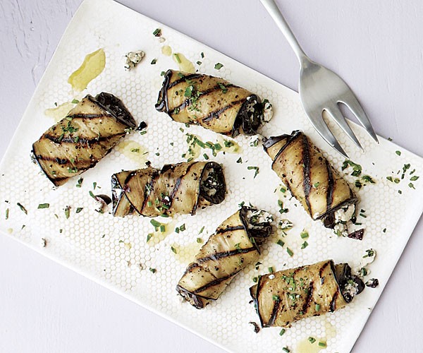 Grilled eggplant rolls with feta and olives