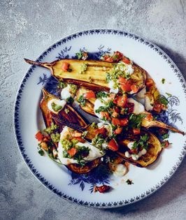 Grilled eggplants with yogurt sauce (Sheikh mushatah)