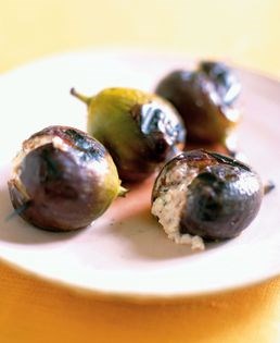 Grilled feta-stuffed figs