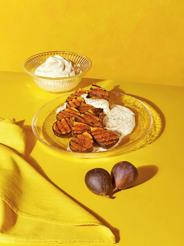 Grilled figs with mascarpone cream