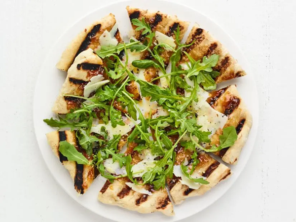 Grilled flatbread with fig jam and Manchego