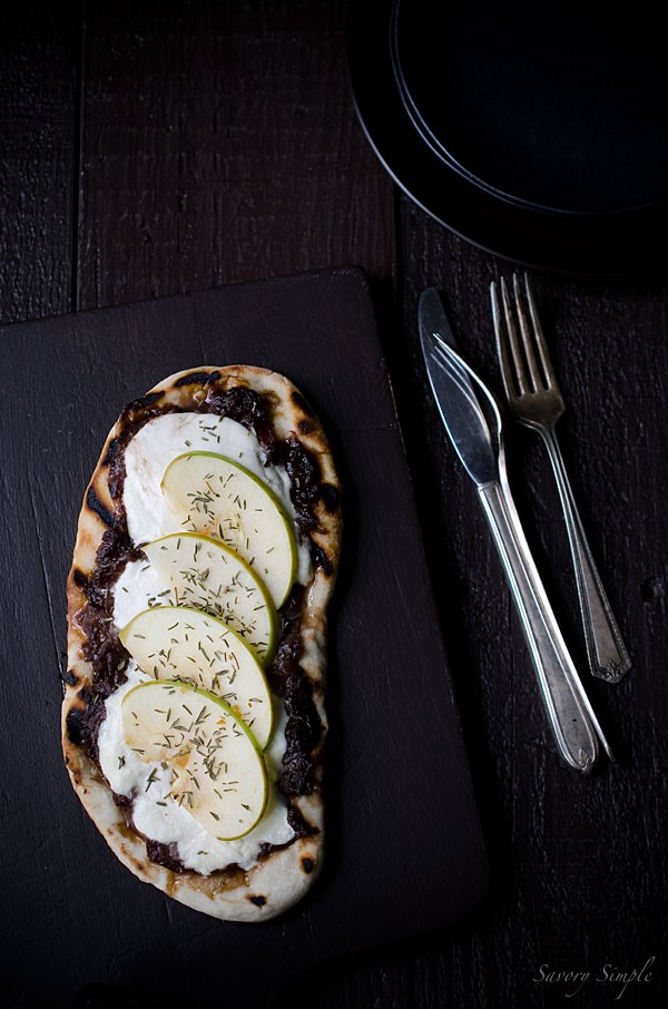 Grilled flatbread with Port onion jam, burrata and apples