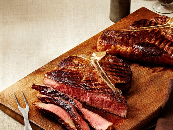 Grilled Florentine-style steaks