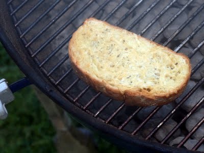Grilled garlic bread