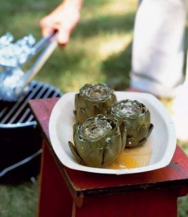 Grilled garlichokes