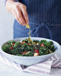 Grilled kale with garlic, chiles and bacon