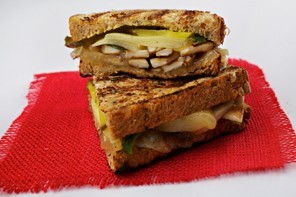 Grilled king oyster mushroom and poblano sandwich