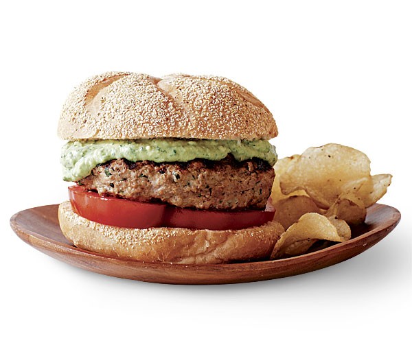 Grilled lamb burgers with avocado-yogurt sauce