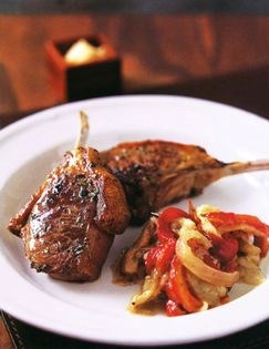 Grilled lamb cutlets with quince allioli (Chuletas de cordero con allioli de membrillo)