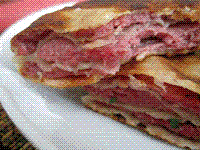 Grilled layered beef breads (Qīngzhēn níuròu qiāncéngbĭng / 清真牛肉千層餅)