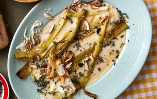 Grilled leek fonduta
