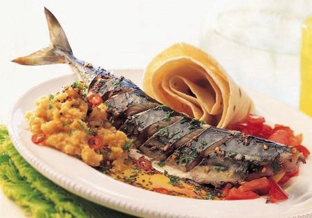Grilled mackerel with spicy dhal