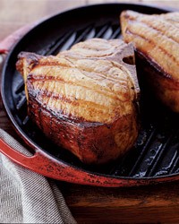 Grilled maple-brined pork chops