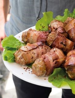 Grilled meatballs (Kababi)