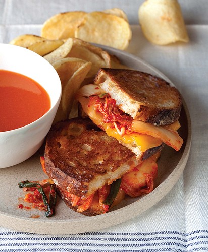 Grilled MILKimcheeze sandwich