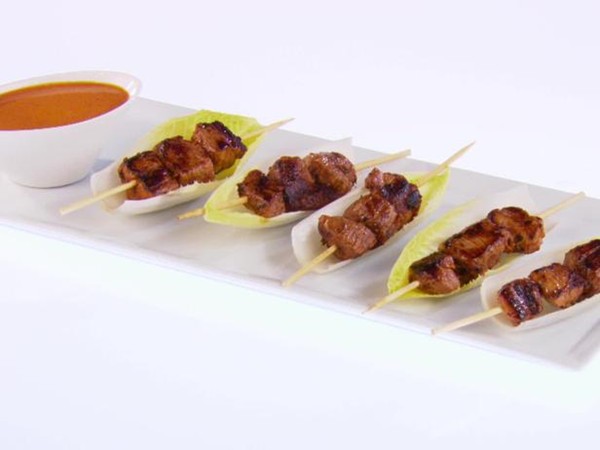 Grilled mini pork skewers