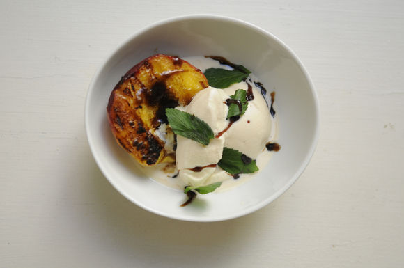 Grilled mint julep peaches