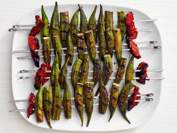 Grilled okra with sun-dried tomatoes