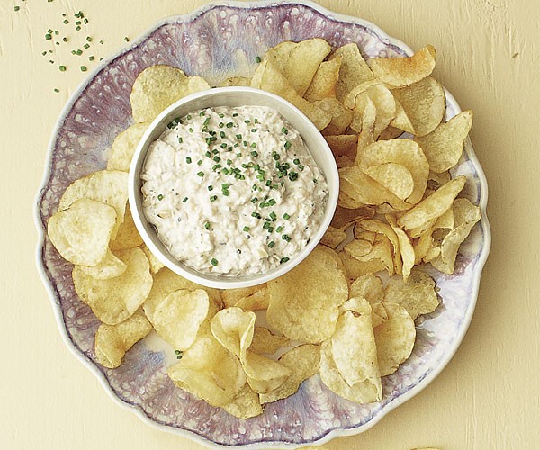 Grilled onion and Gorgonzola dip