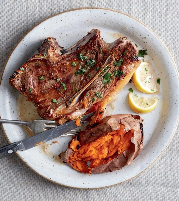 Grilled or broiled lamb chops