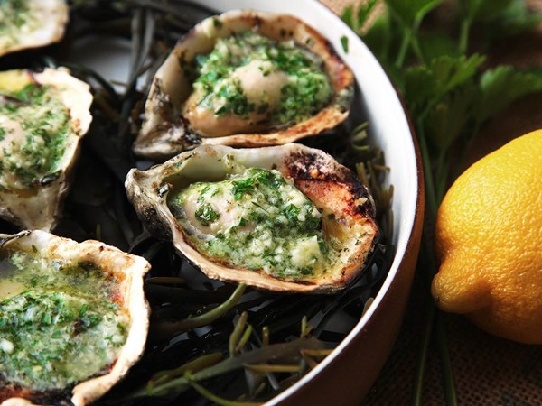 Grilled oysters