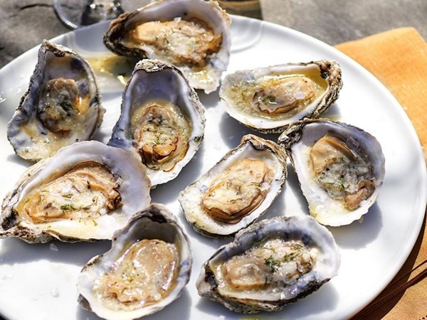 Grilled oysters with lemon dill butter