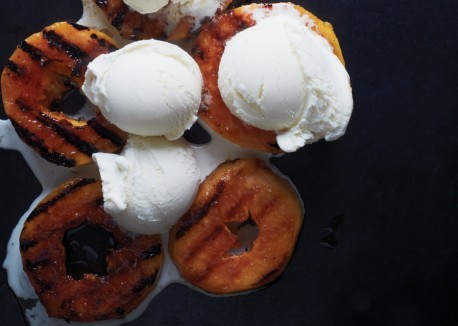 Grilled papaya rings