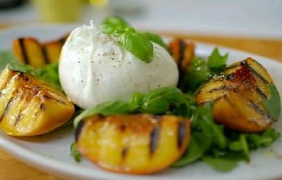 Grilled peach, burrata and basil salad with Dijon dressing 