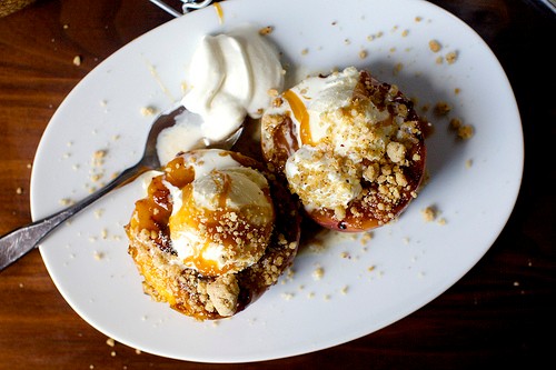Grilled peach splits