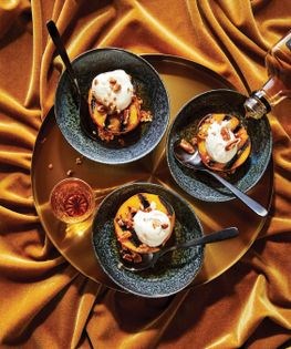Grilled peaches ’n’ cream