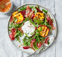 Grilled peaches with burrata