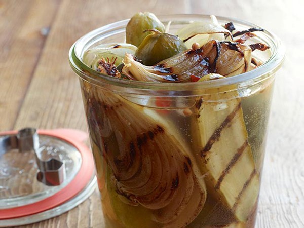 Grilled pickles