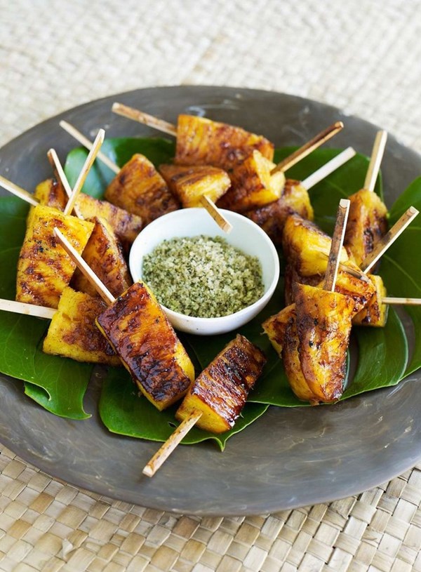 Grilled pineapple with mint and lime sugar