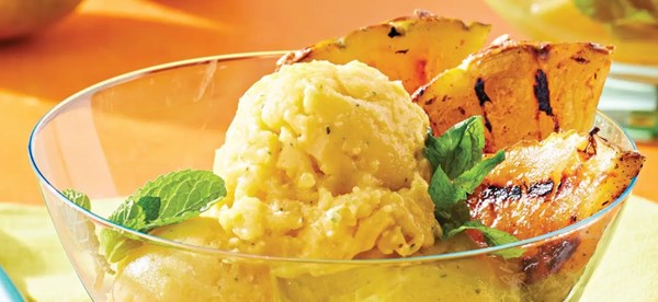 Grilled pineapple with minty mango nice cream