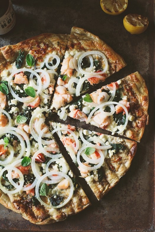 Grilled pizza with spinach, feta and lobster