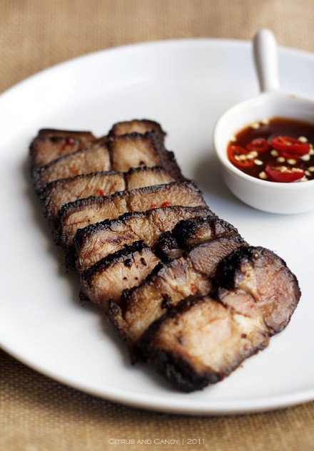 Grilled pork neck with Issan dipping sauce (Kor moo yang with nahm jim jaew)