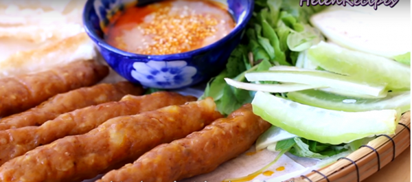 Grilled pork skewers (Nem nướng)