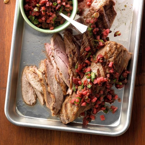 Grilled pork tenderloin with cherry salsa mole