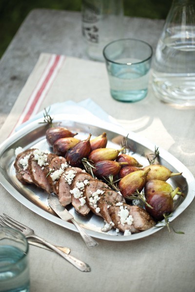 Grilled pork tenderloin with fresh fig skewers