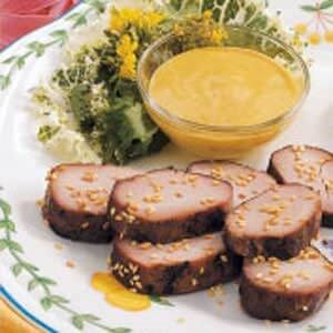 Grilled pork with hot mustard