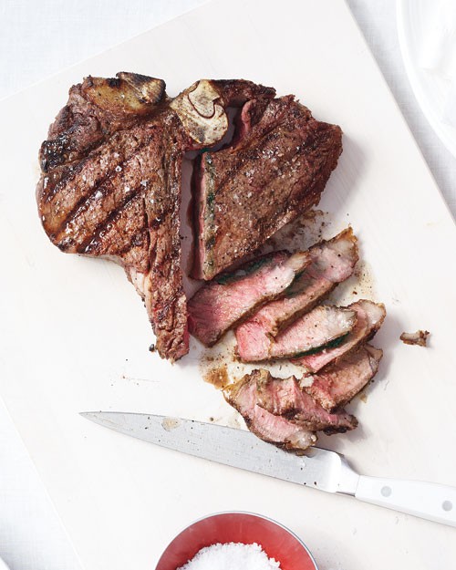 Grilled porterhouse with shallots and potatoes