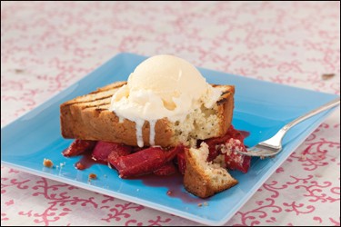 Grilled pound cake with strawberry-rhubarb sauce