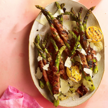Grilled prosciutto-wrapped asparagus with fig balsamic