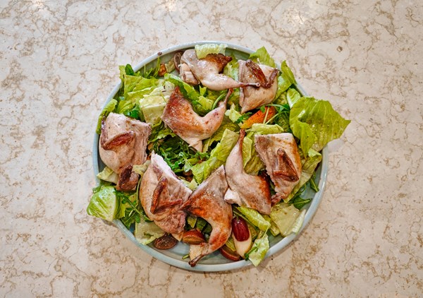 Grilled quail with pear & walnut salad (Quaglia alla griglia con insalata di pere e noci)