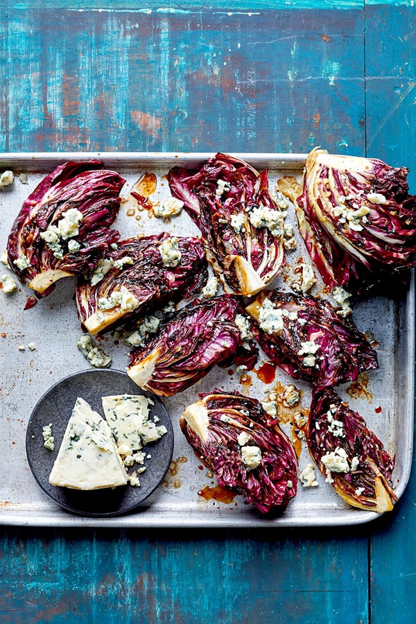 Grilled radicchio with cheese