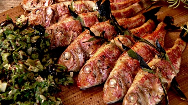 Grilled red mullet with lemon and celery salad